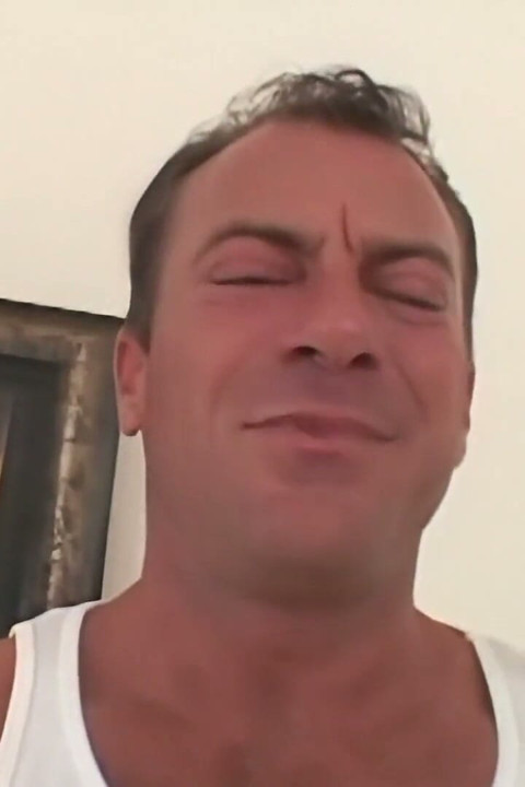 Lui Tiffany Taylor îi place să fie degradată într-un set de găuri de futut