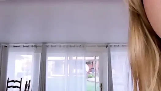 Badoinkvr azgın hostes Octavia Red kendine yardım edemiyor ve seninle profesyonel sınırları aşmadı bölüm 1