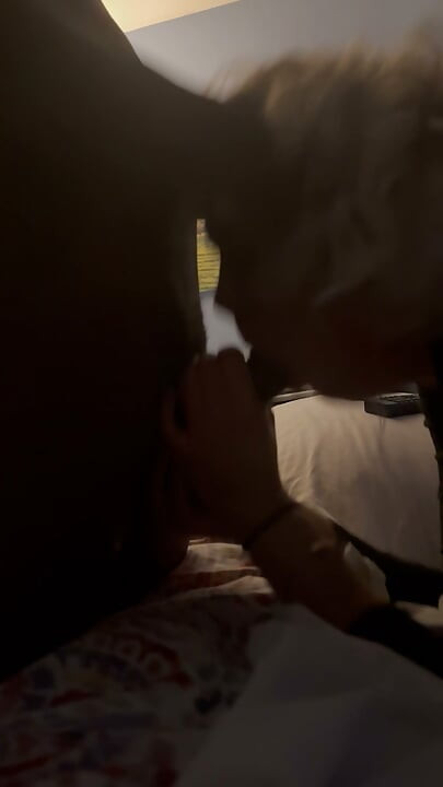 Girlfriend swallows Bf for the first time