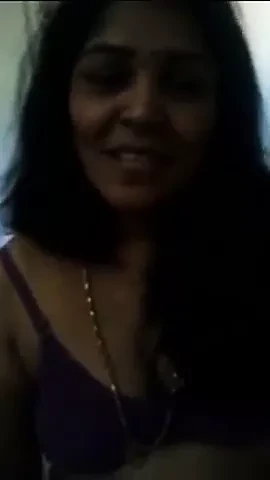 Madurai horny aunty fingering and singing in tamil audio
