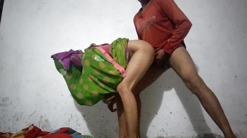 Desi gaon ki pati patni ki chudai