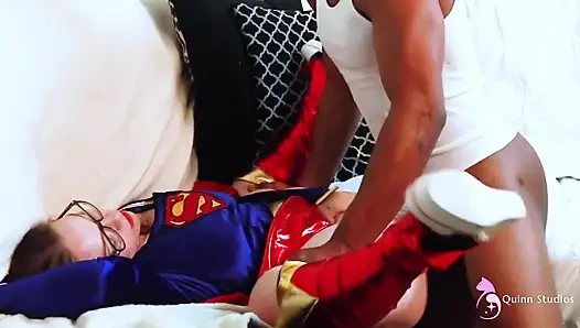 Amy Quinn - hadiah halloween yang berbeda