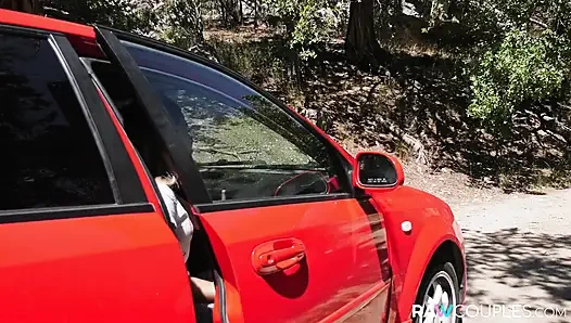 Давай потрахаемся в горах