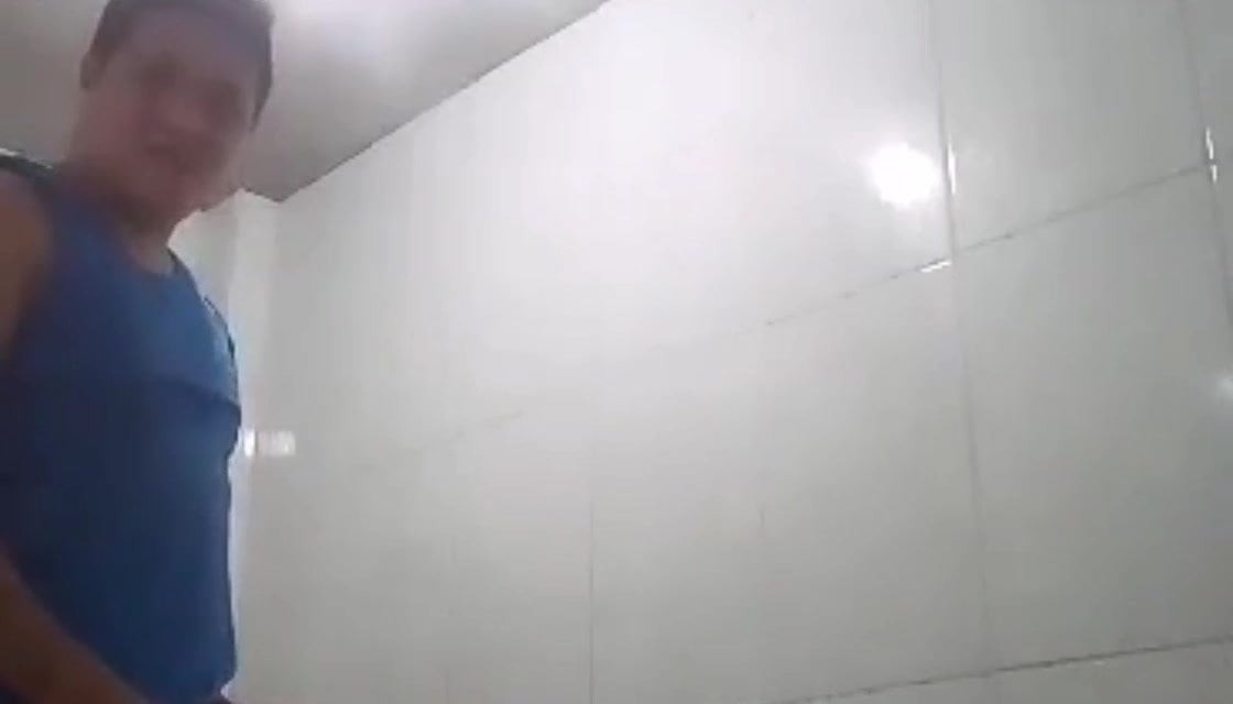 ส่วนที่สามของสาวอวบตื่นเต้นกับงานรวย