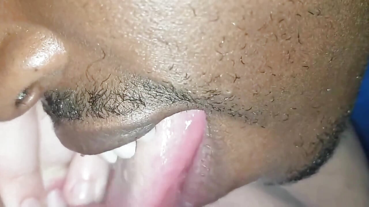 Youngenglishbbw - nata4sex lagi asik fingering memek tebalku sampai orgasme intens