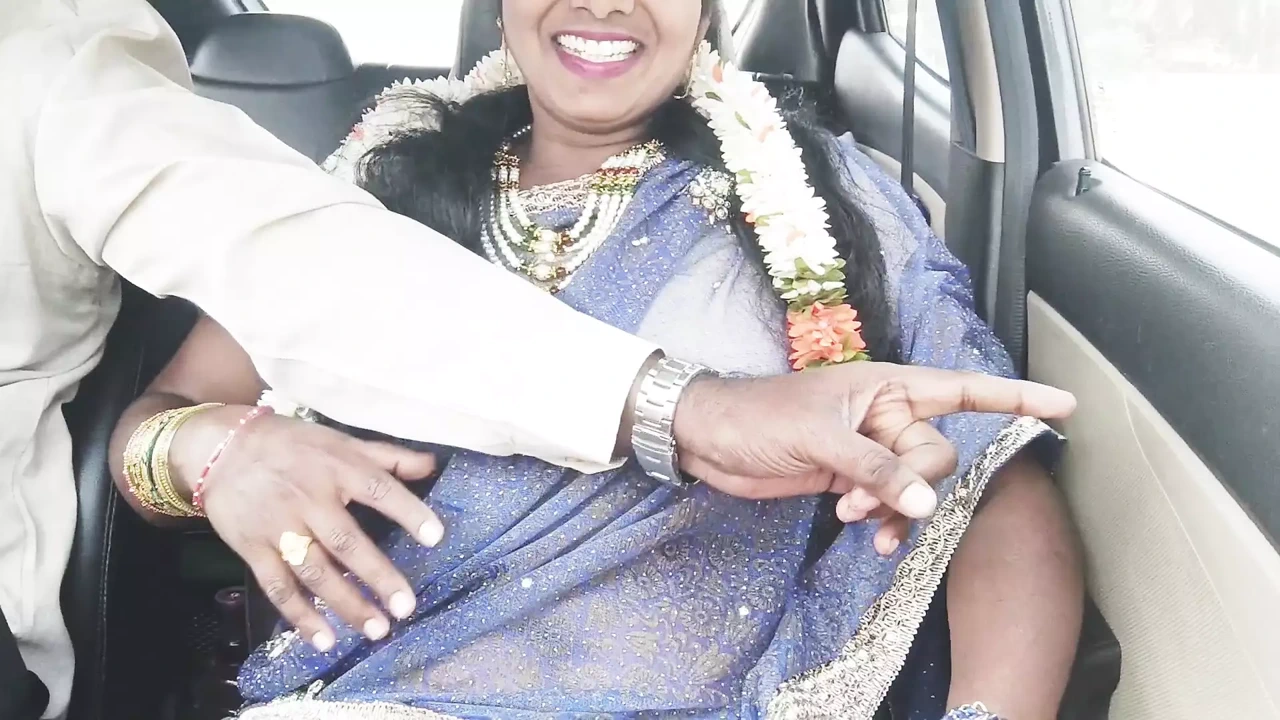 汽车性爱，泰卢固肮脏的谈话，丝绸阿姨与开明的司机啪啪啪的浪漫之旅