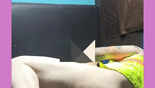 I SPREAD MY stepCOUSIN MY LEGS LIKE A TREASURE CHEST!