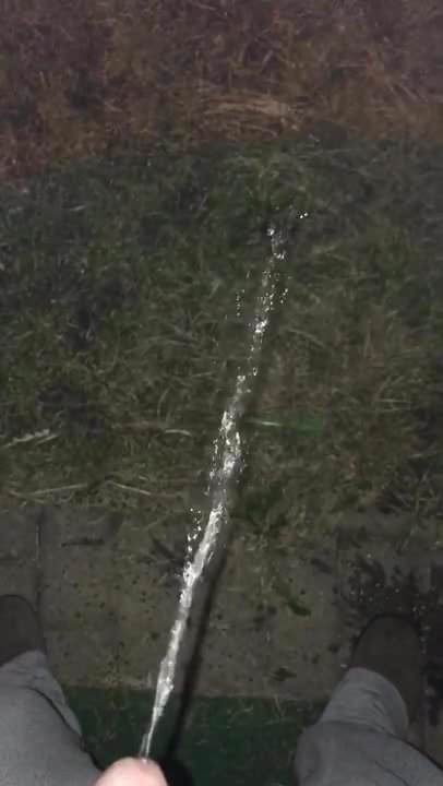 Outdoor Piss