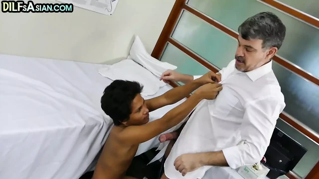 Nippon twink barebacked by white doctor in infirmary