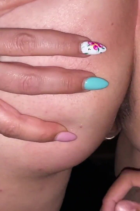 Mature Masturbates