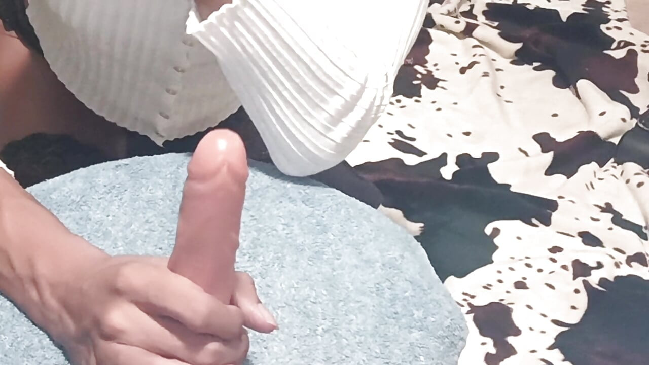 Parlak gözlü glam tgirl honey seni yalıyor 1