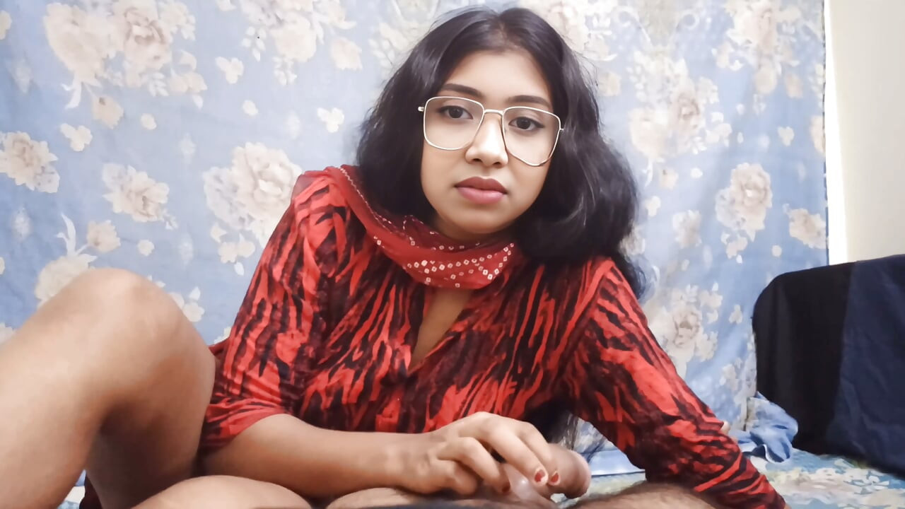 I saw my girlfriend She is fingerings Beautiful pussy