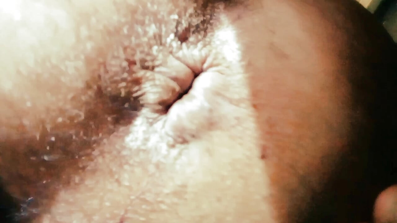 In My Hot And Smelly Hole
