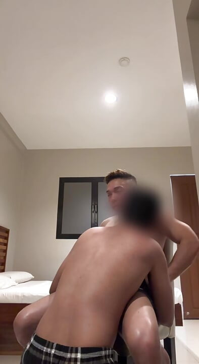 Nervous 18yo Pinoy Twink Sucks Cock for Second Time Ever