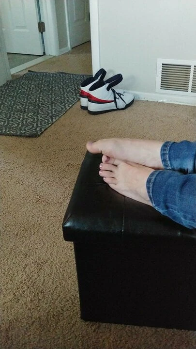 Feet relaxing
