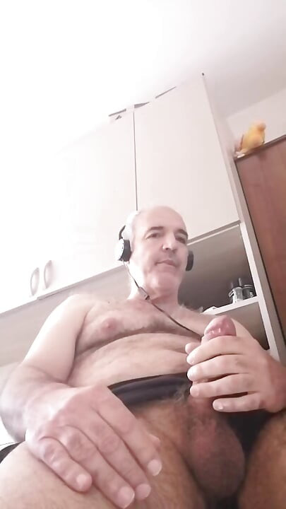 I Jerk My Cock Hard Enjoying Like a Pig While Watching a Porn Movie!