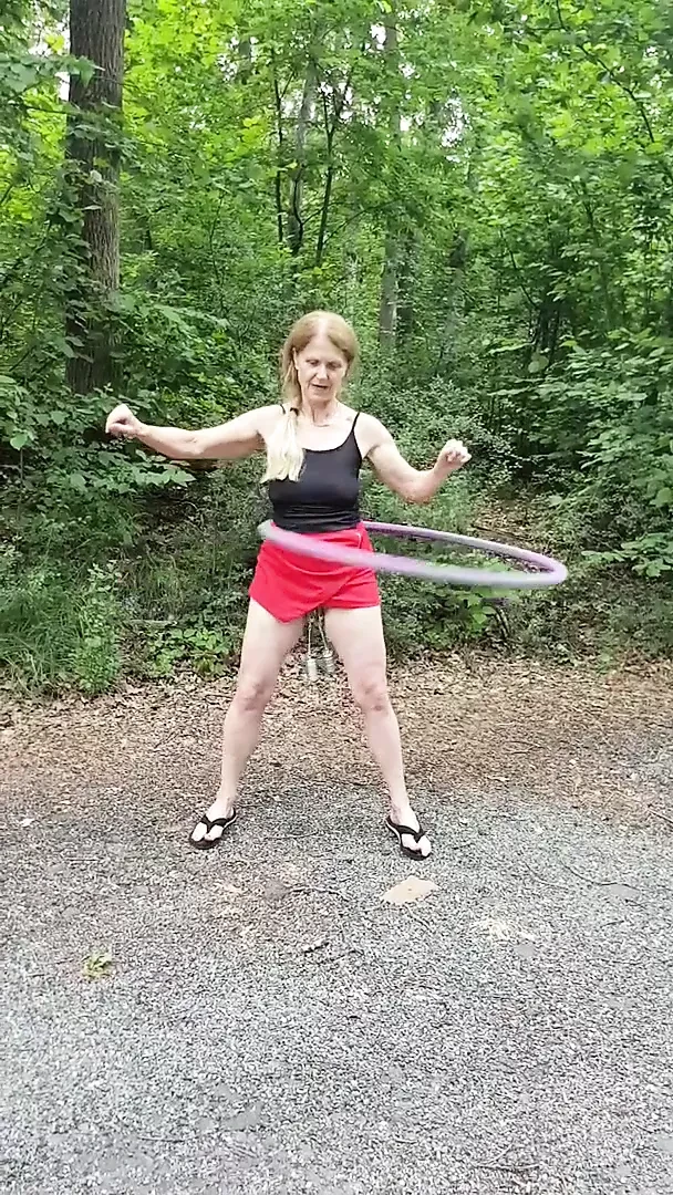 hulahoop with handicap