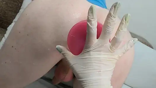 Pantat bahenol cewek ini dientot habis-habisan sama pacarnya dengan butt plug