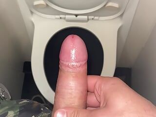 Неудачный сухой оргазм в самолете, приводит к большому заряду спермы