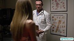 kurus trans cewek seksi analed oleh dia doctor