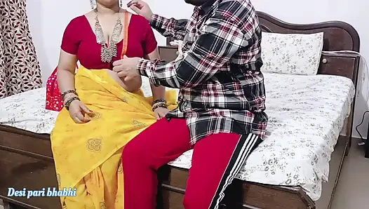 Terzi dükkanında ateşli Hintli kadınları sikiyor. Hintçe Ses Videosu