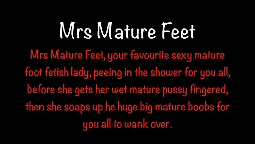 Mrs Mature Feet fun in the Shower 456