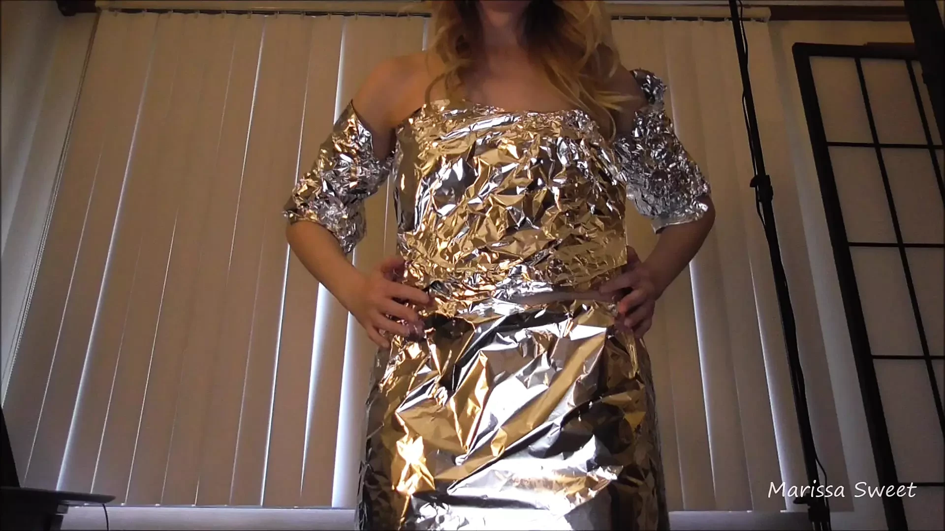 Marissa Vs. Tinfoil - Silly BTS Photoset Scene