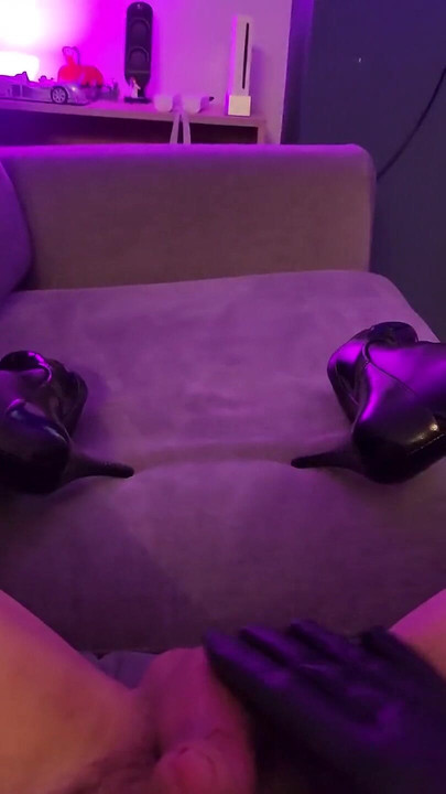 Your Addicted to Watching Me Aren't You Slut, Wanting to Touch My Horny Wet Look Stockings and Opera Gloves