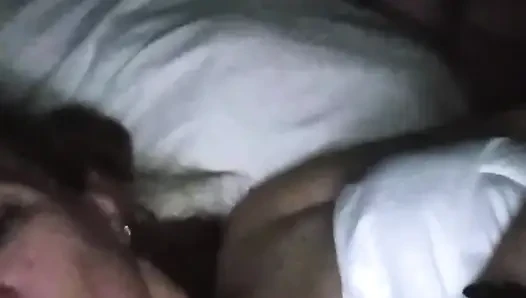Cuckquean nights - berbagi ranjang sama suamiku dan cuckcake-nya