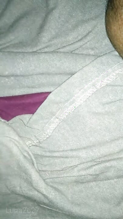 Hot Delhi college girl fucked boyfriend in girl hostel