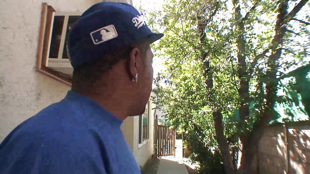 Black monster cock for an hot MILF in L.A.