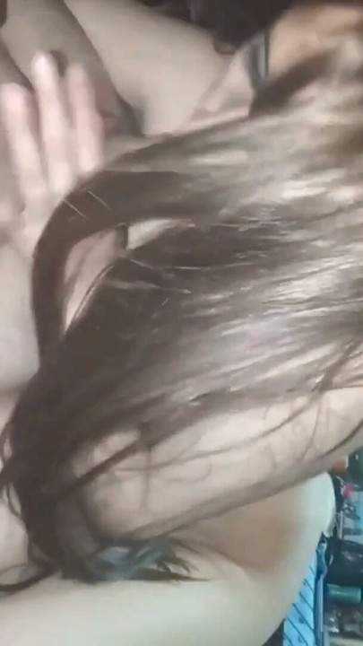 My best friend WAS VERY HOT AFTER CLASS, that's why we fuck WITHOUT A CONDOM. | Clip 1