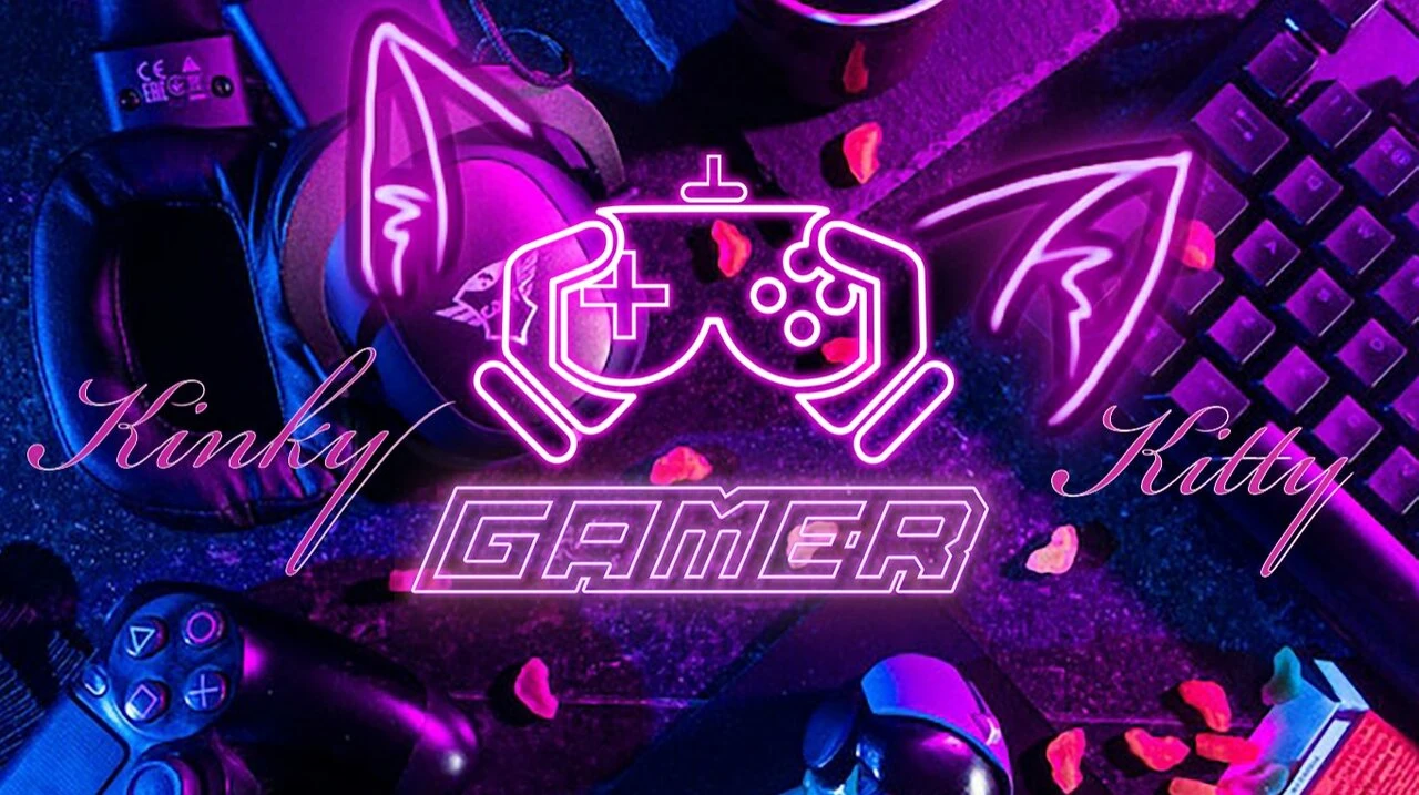 Pinkie reitet wieder, MILF spielt mit Kitzler mit Spielzeug