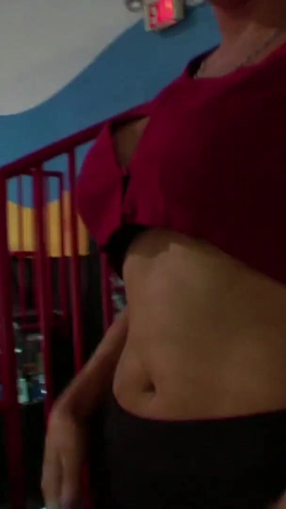 geiler fick mit unbekannter brunetten mit grossen titten | Clip 1