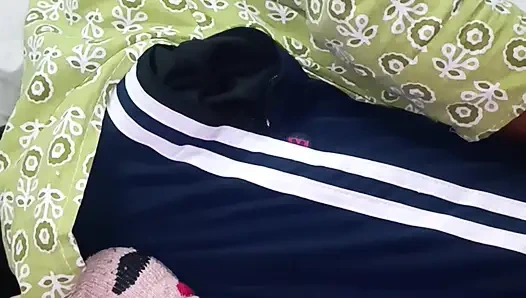 Мой учитель жестко трахнул меня, когда все заняты