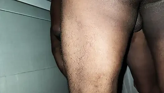 Ibu rumah tangga seksi dengan gaya doggy yang jago dibedakan setiap harinya