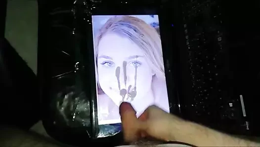 Gabbie carter boşalıyor