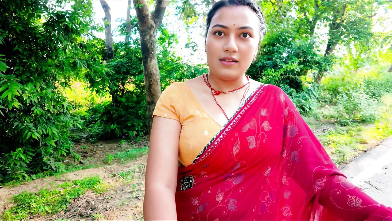 Dost ki unsatisfied bibi fucked by me bhabi jungle me akeli lift deke sex done hot Hindi viral video