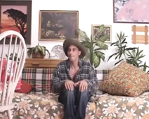 Franch Maid Got Anal Penetrated by Her Boss