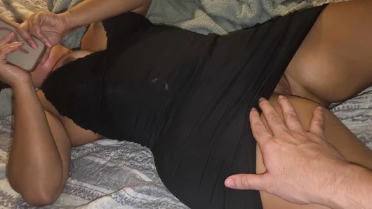 Stepmom chats with her ex while she gets penetrated