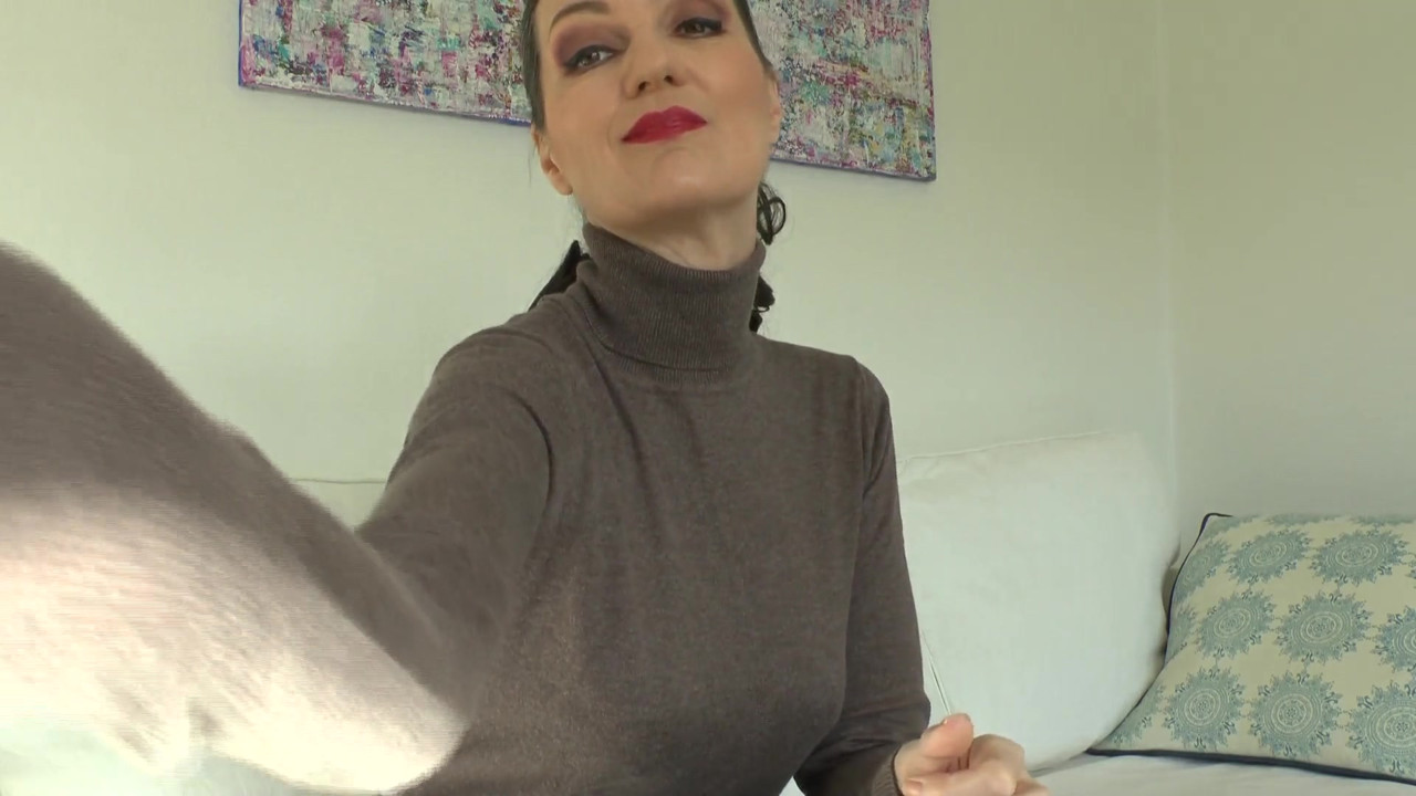 結婚式の3日前:タブーの出会い - セーターに精液をつける、レディ・ヴィクトリア・ヴァレンテ