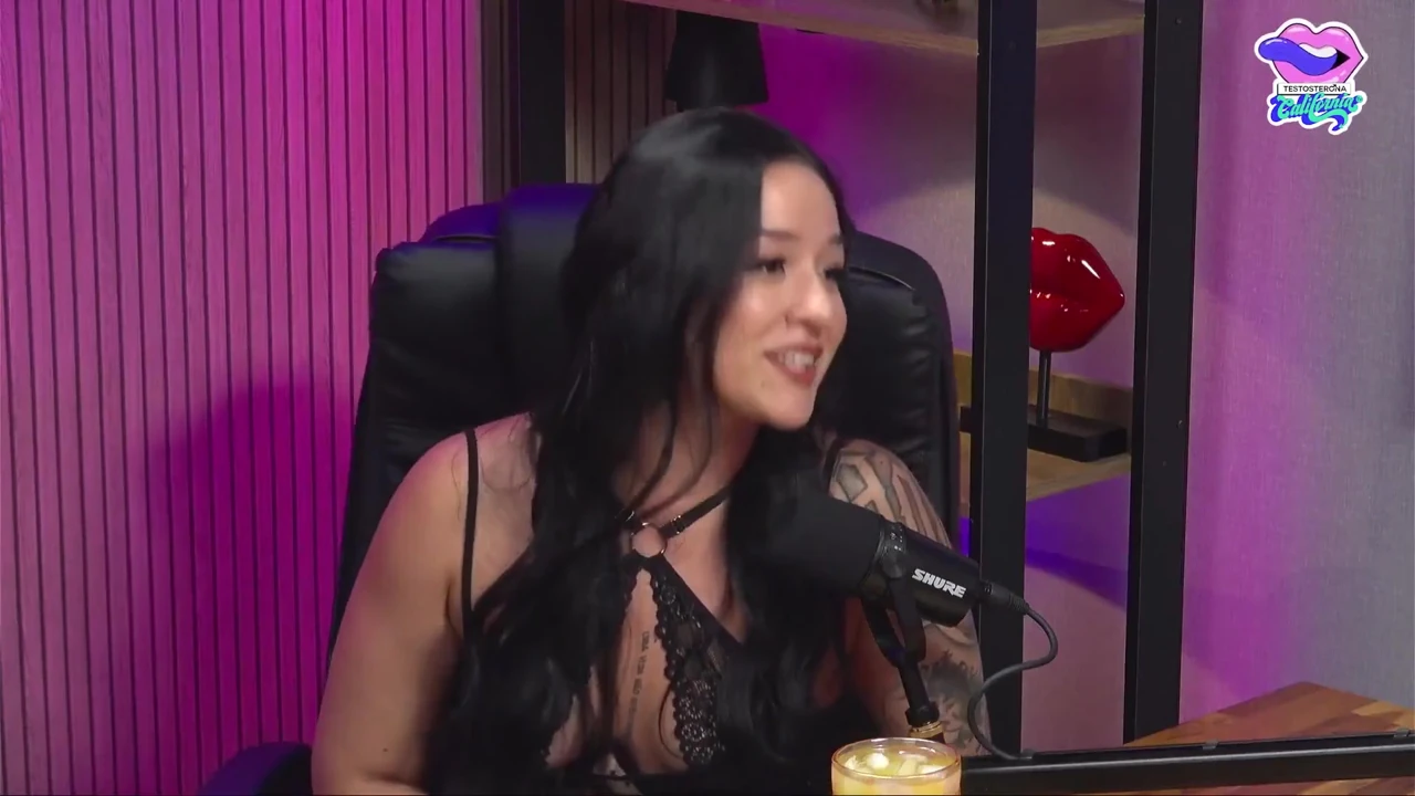 Ateşli Lezbiyenler California TV Podcast'inde Yeni Yön Altında! Çok Daha Fazla Fahişe!