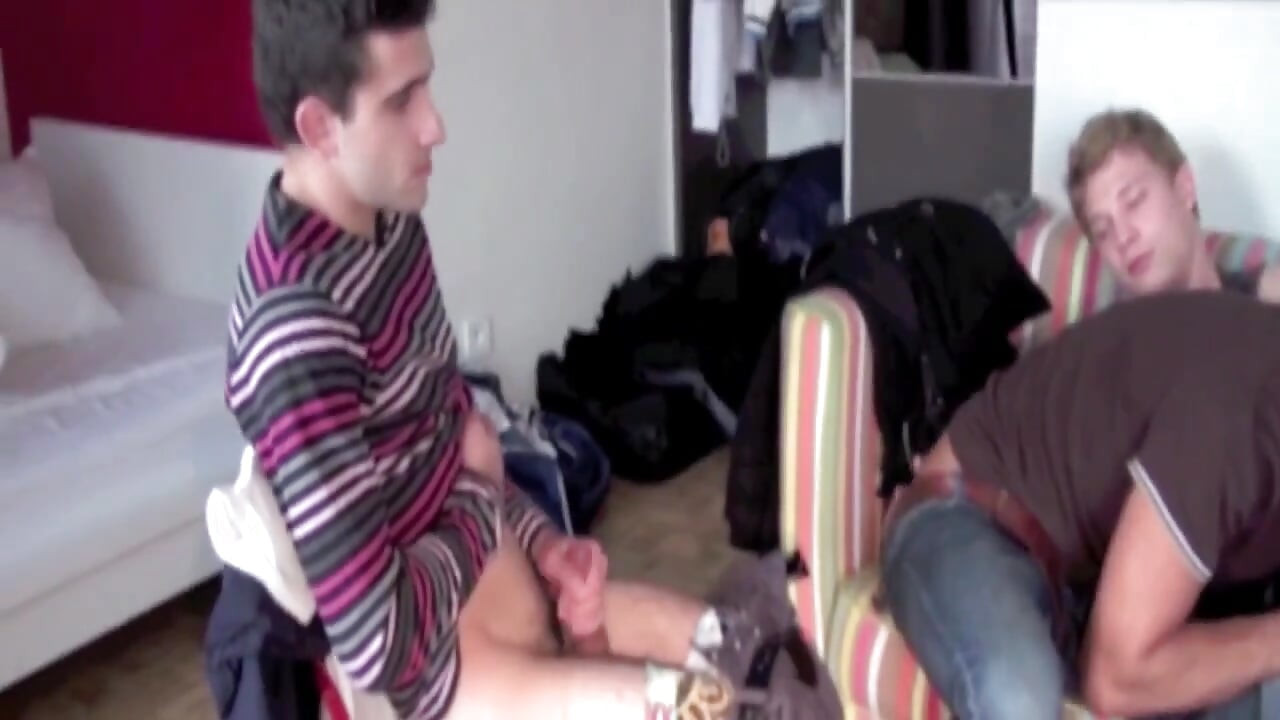 Bottom used by 2 sexy pornstars