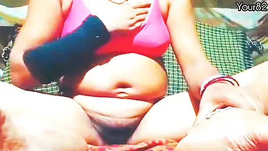 Sister-in-law is very hot, ready to take a long time, changing a lot of milk, big breasts.