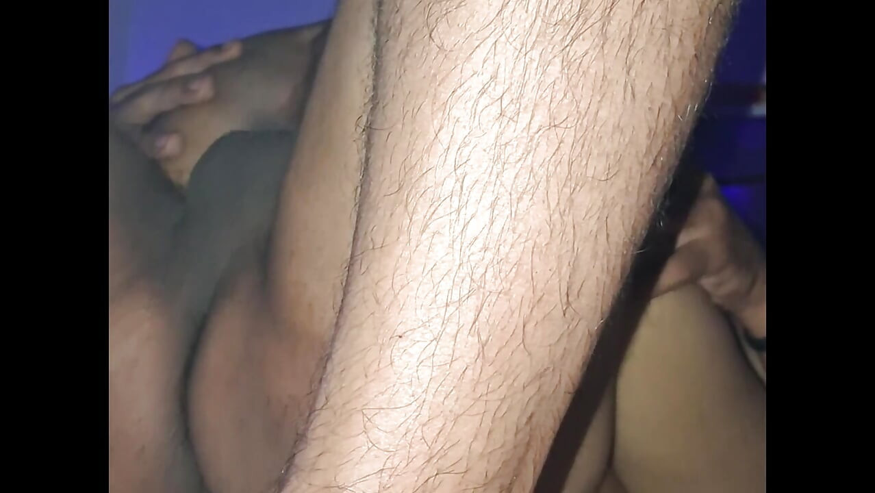 Fucking my Girlfriend and cumming inside her before she goes to bed