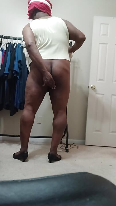 Biraz yarak em göt yalama bacaklar kissfeetsexy