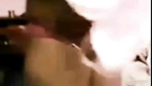 Renu secret renu si istri nakal india lagi menggoda dan pakai kain sperma sambil bugil di kamar mandi! Indianhotwifex