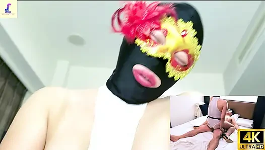 Kovboy kız pozisyonunda tekrar tekrar geldi ve sonra misyoner pozisyonunda derin bir sikiş yaptık ve içine boşalma