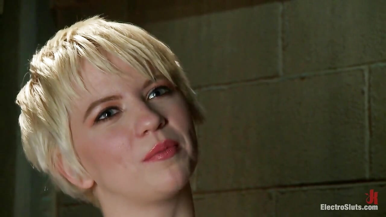 Electric Chains Keeps Her Captive