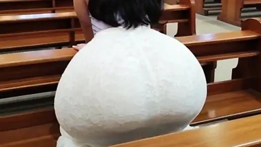 Church ass praying
